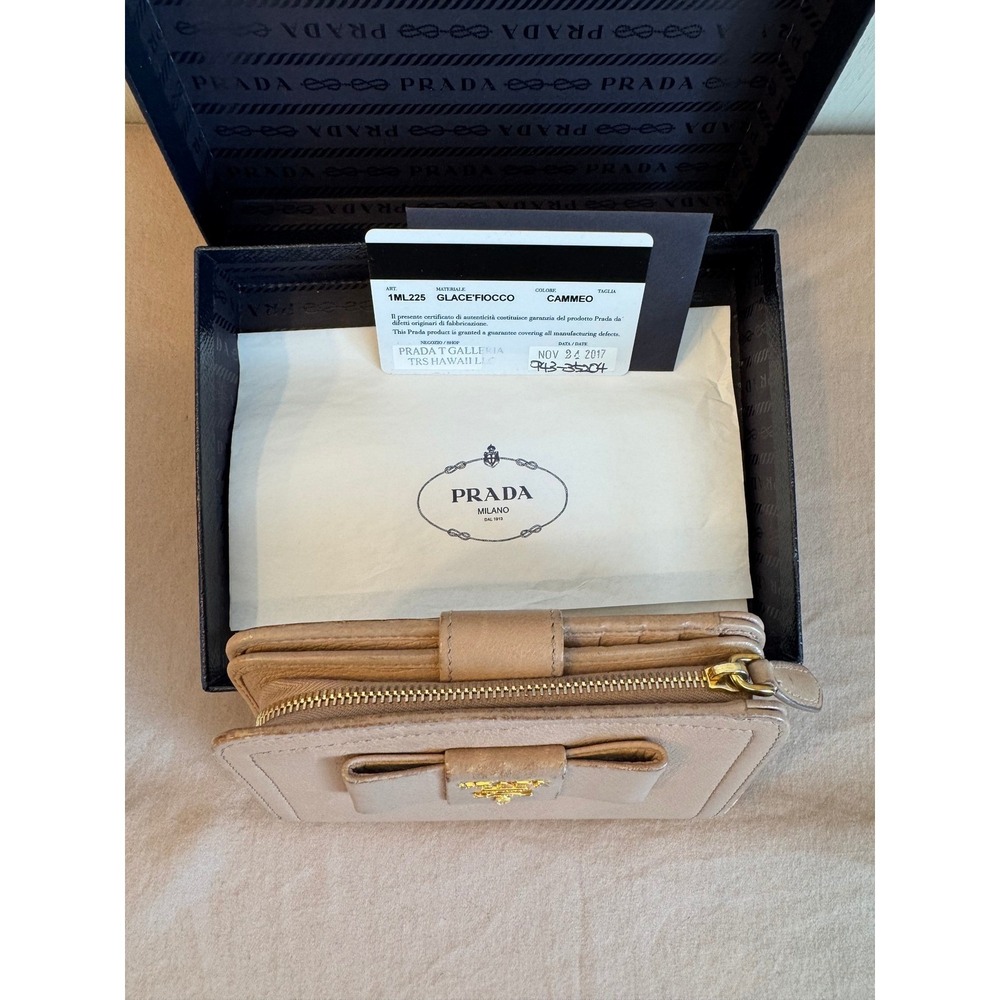 Prada Leather Wallet Bow Authentic Zip Around Coin Purse Original Box - Picture 8 of 13